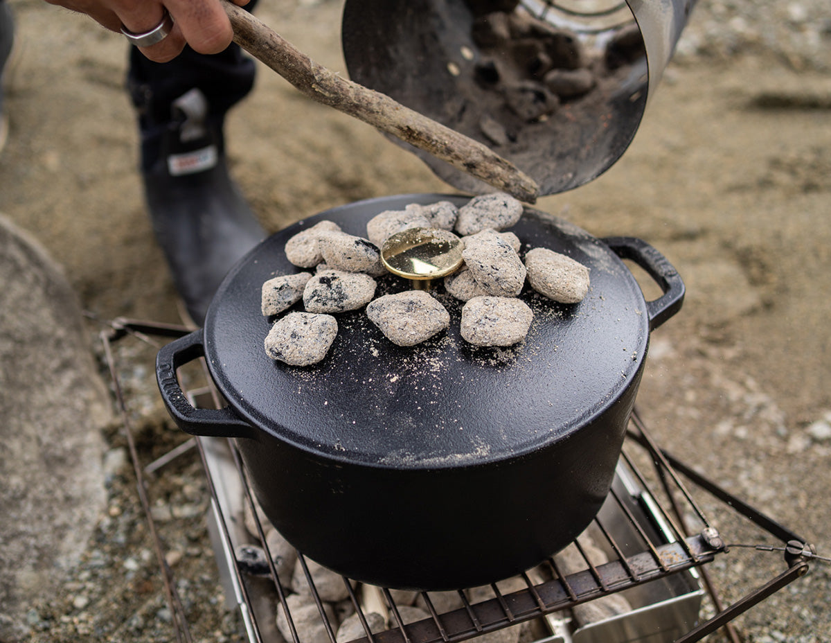 Which Size Dutch Oven Should I Buy? – Wolf and Grizzly